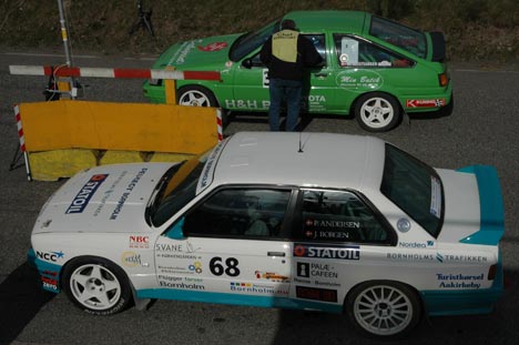 I sin tunede BMW M3 (nærmest billedet) satser Preben Andersen på at komme til tops i NCC RallySprint 2007, vinde generalsejren og hjemtage de 10.000 kroner, som går til vinderen.